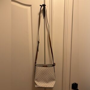 Michael Kors Bucket Purse